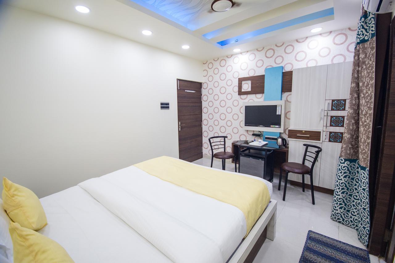 Hotel Arjun International Lucknow Room photo